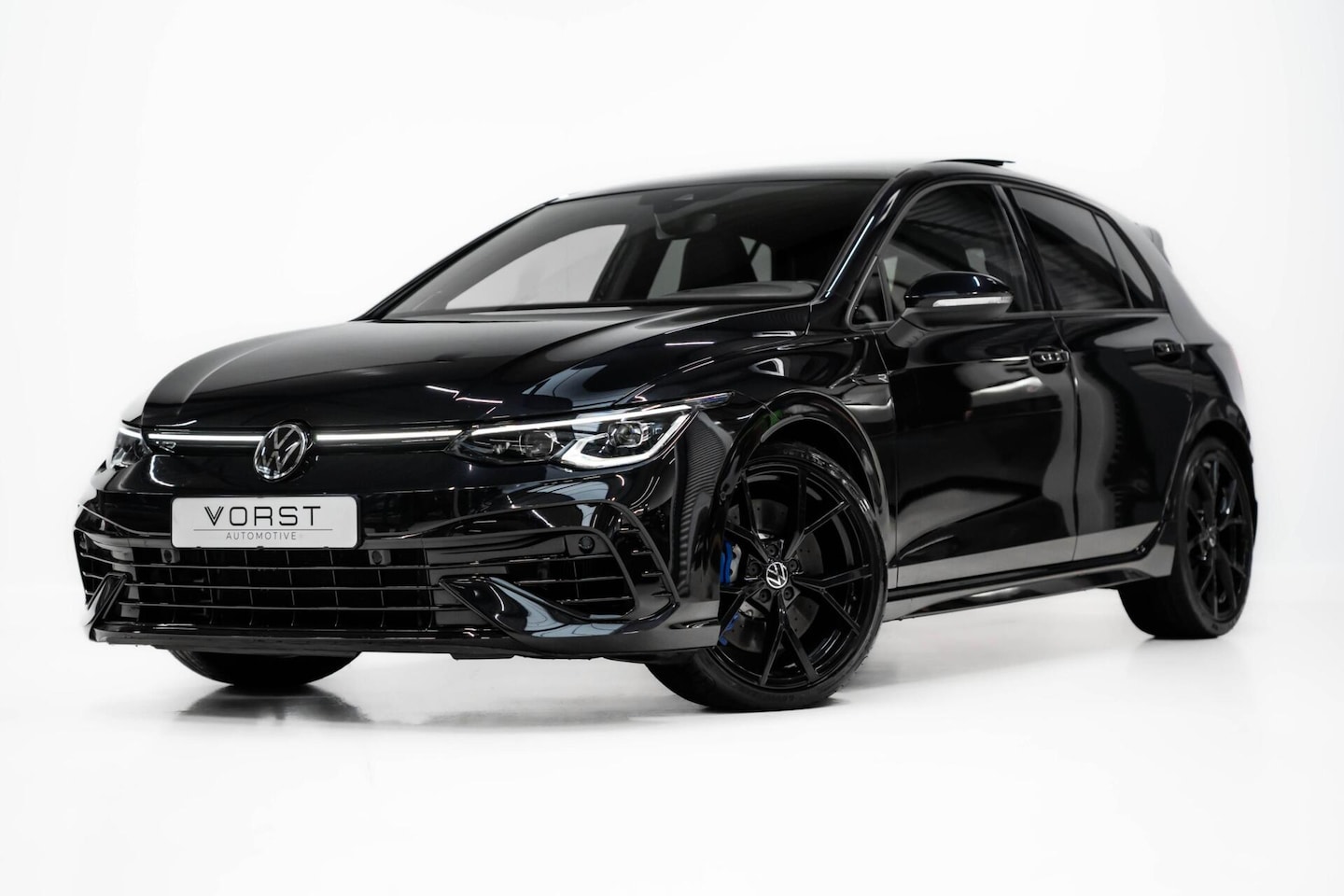 Volkswagen Golf - 2.0 TSI R 4Motion Performance Akrapovic HUD - AutoWereld.nl