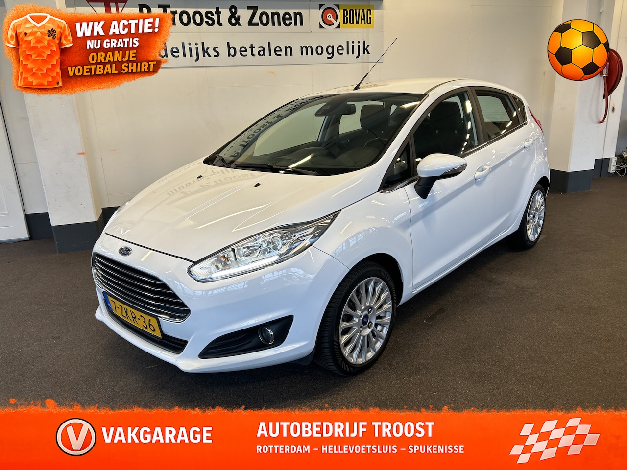 Ford Fiesta - 1.0 EcoBoost Titanium | Cruise control | Climate control | Navigatie | Bluetooth | Parkeer - AutoWereld.nl
