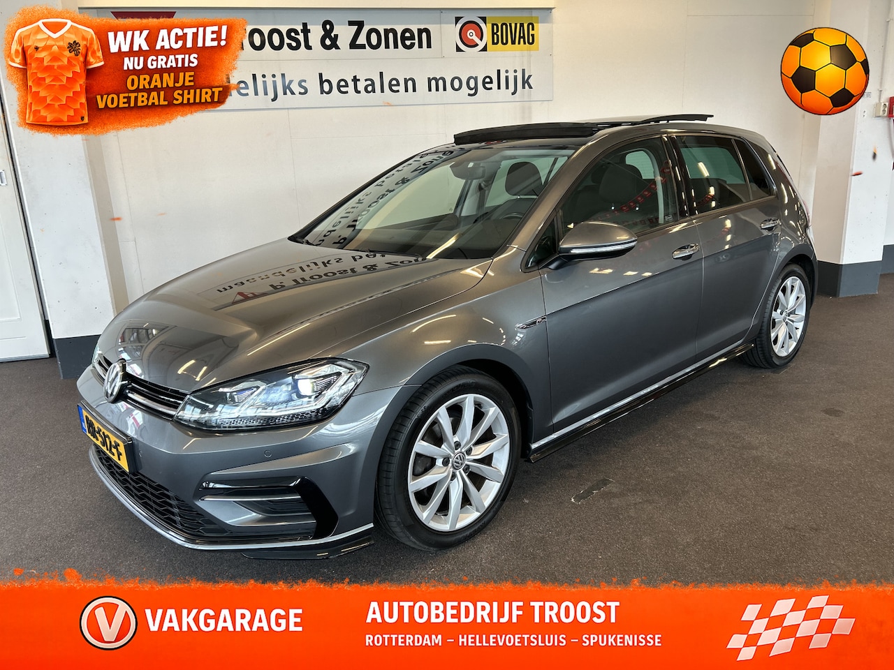 Volkswagen Golf - 1.0 TSI R-Line | Panoramadak | Digital dashboard | Stoelmassage+Verwarming | Adaptieve cru - AutoWereld.nl