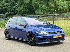 Volkswagen Golf - 1.5 TSI Highline Business R /DSG/Xenon/Carplay/Navi/