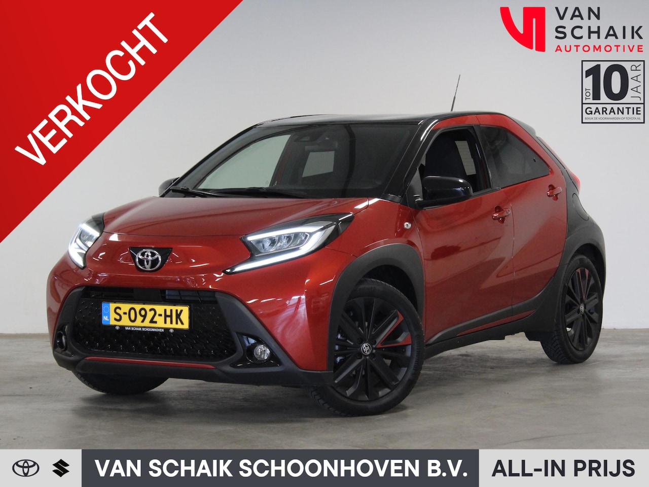 Toyota Aygo X - 1.0 VVT-i S-CVT Premium Parkeersensoren JBL audio Stoelverwarming NL-auto - AutoWereld.nl