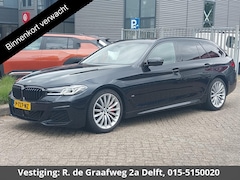 BMW 5-serie Touring - 530i Business Edition Plus | Schuif-/Kanteldak | Navigatie | Camera | Leder |