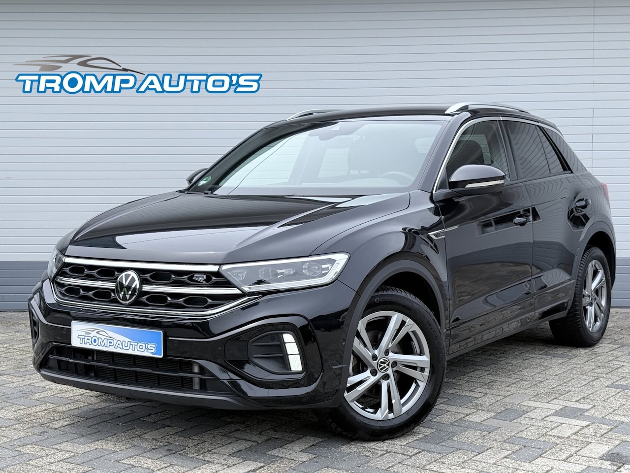Volkswagen T-Roc - 1.5 TSI R-Line|DSG|LED|ACC|CAMERA|STOELVERW.| - AutoWereld.nl