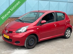 Toyota Aygo - 1.0-12V Aspiration Gr.| NAP | APK | AIRCO | 5DRS
