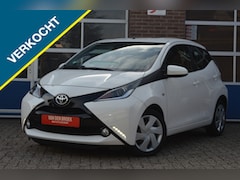 Toyota Aygo - 1.0 VVT-i x-play | AIRCO - CAMERA