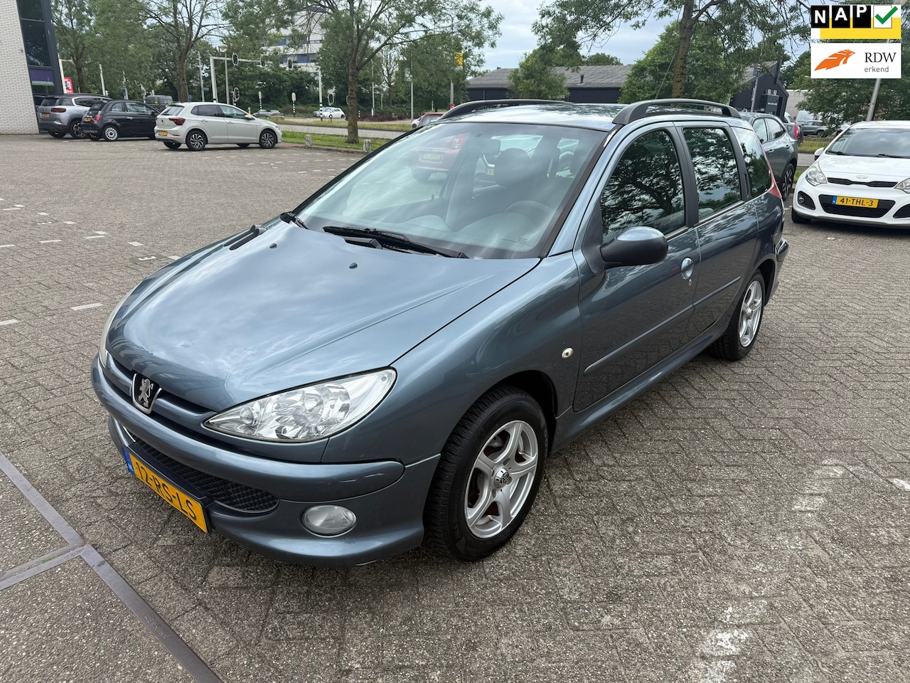 Peugeot 206 SW - 1.4 Air-line 2 / 1JAAR APK / NAP / AIRCO / ELEK RAMEN / INRUILAUTO / MEENEEM PRIJS!!! - AutoWereld.nl