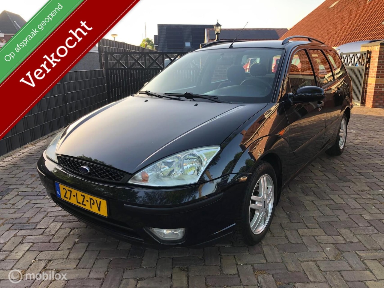 Ford Focus Wagon - 1.6-16V Trend 1.6-16V Trend Nieuwe APK !! - AutoWereld.nl