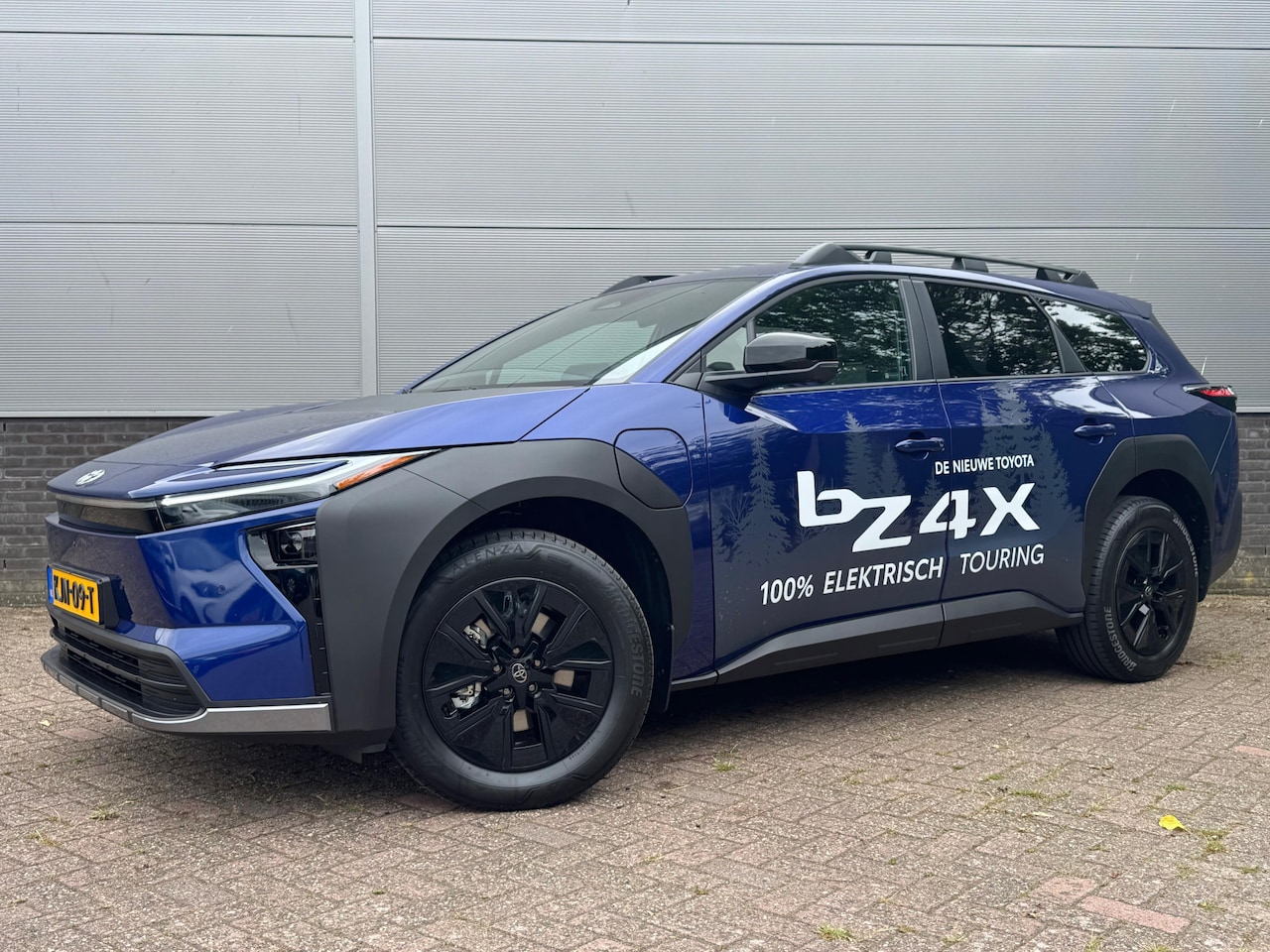 Toyota bZ4X Touring - Dynamic 75 kWh Dynamic 75 kWh 227 PK - AutoWereld.nl