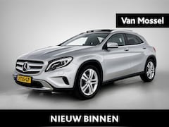 Mercedes-Benz GLA-Klasse - 200 Prestige | Automaat | Achteruitrijcamera | Parkeersensoren | Panoramadak | Trekhaak |