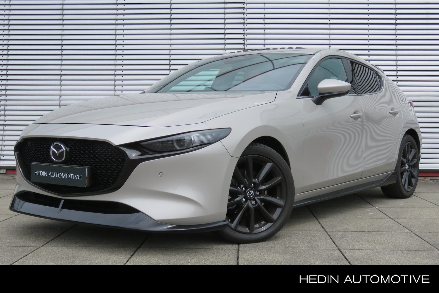 Mazda 3 - 2.0 e-SkyActiv-X M Hybrid 186 Takumi | Schuifdak | Apple Carplay | Bose - AutoWereld.nl