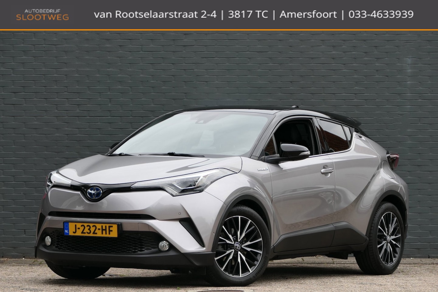 Toyota C-HR - 1.8 Hybrid Bi-Tone Plus Zwart Leder | BLIS | ACC | LED | Trekhaak - AutoWereld.nl