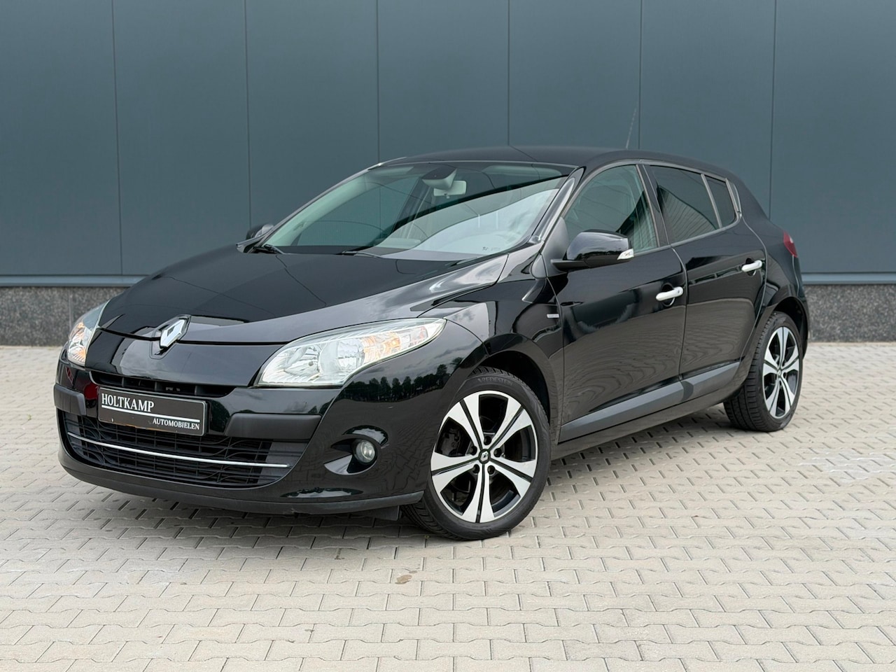 Renault Mégane - 1.4 TCe Bose | AIRCO | CRUISE | STOELVERWARMING | TREKHAAK | KEYLESS - AutoWereld.nl