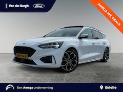 Ford Focus Wagon - 1.5 EcoBoost ST Line Business Panoramadak - Winter Pack - Parkeersensoren - Cruise Control