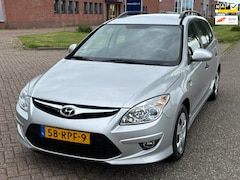 Hyundai i30 CW - 1.4i i-Drive Cool Airco Elec. pakket Audio-CD/MP3 ABS Start/stop Colorpakket Cruise Trekha