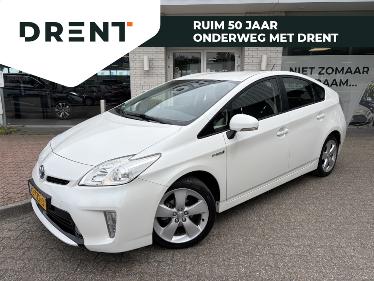 Toyota Prius - 1.8 Business | Afn. Trekhaak | HUD | Navi | Cruise control | - AutoWereld.nl