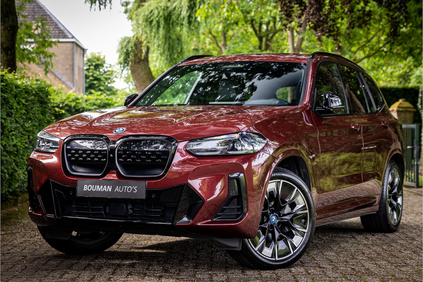 BMW iX3 - High Executive M Sport 80 kWh Panorama ACC Harman Kardon Trekhaak - AutoWereld.nl