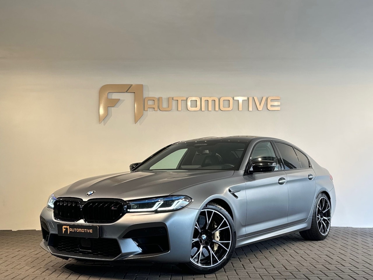 BMW M5 - 5-serie Competition Keramisch|Carbon|HuD|B&W|Frozen - AutoWereld.nl