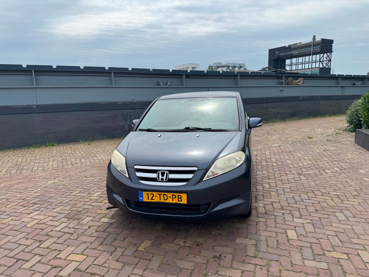 Honda FR-V - 1.7i Comfort 1.7i Comfort - AutoWereld.nl