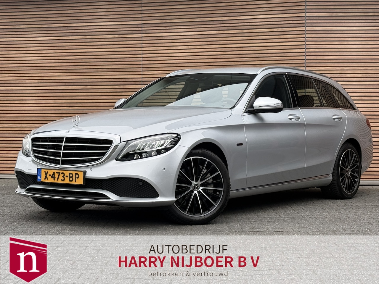 Mercedes-Benz C-klasse Estate - 300 e Business Solution AMG Trekhaak / Navi / Leer / Carplay / Clima - AutoWereld.nl