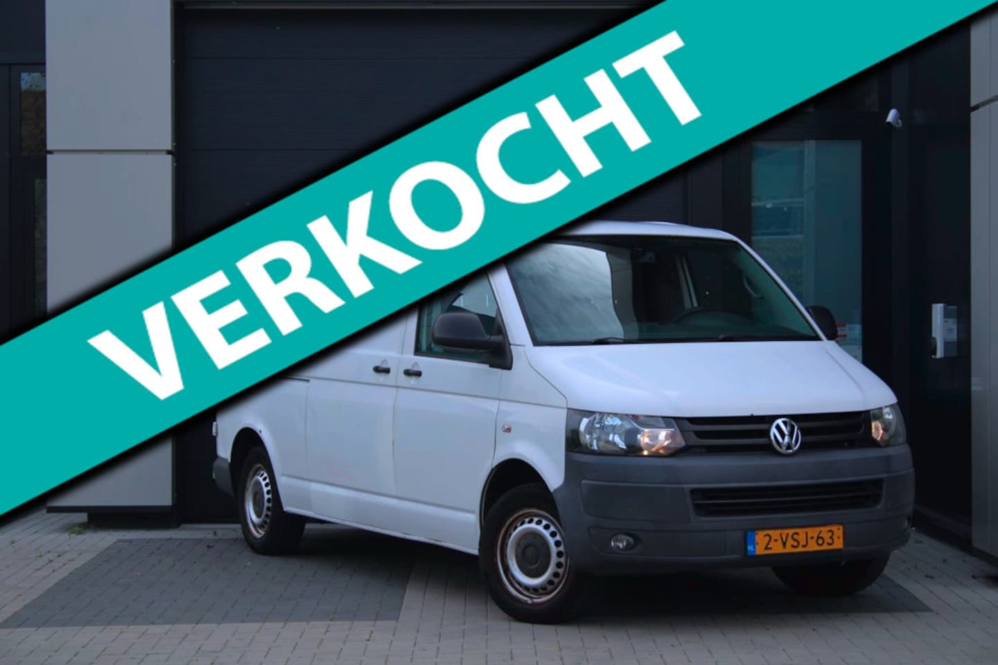 Volkswagen Transporter - 2.0 TDI L2H1- APK 2027 - Nieuwe Distributieriem - Nieuwe Koppeling - AutoWereld.nl