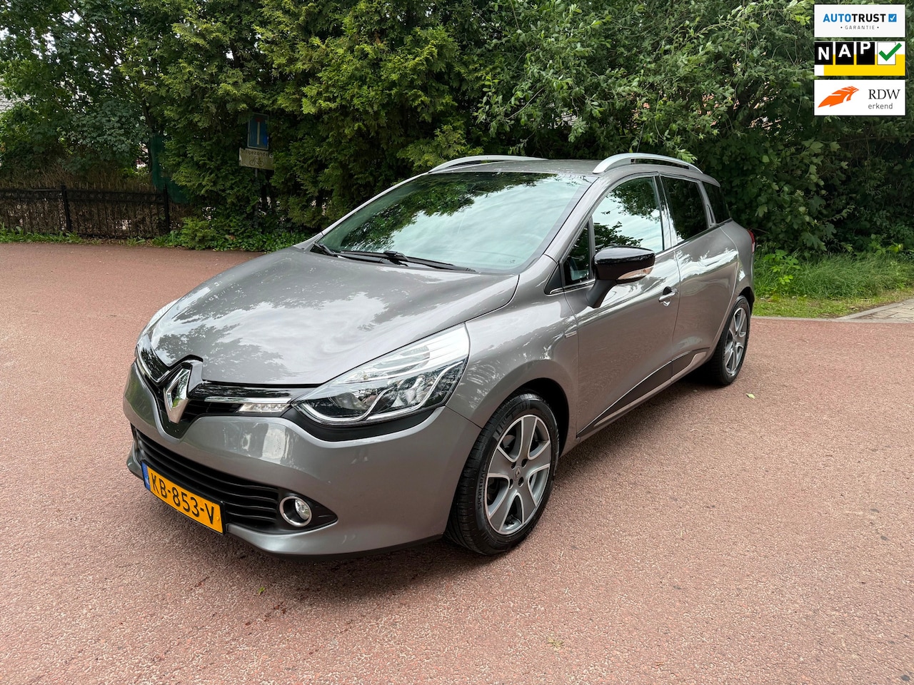 Renault Clio Estate - 0.9 TCe Limited / Navi / Airco / Nap / PDC / Apk / - AutoWereld.nl