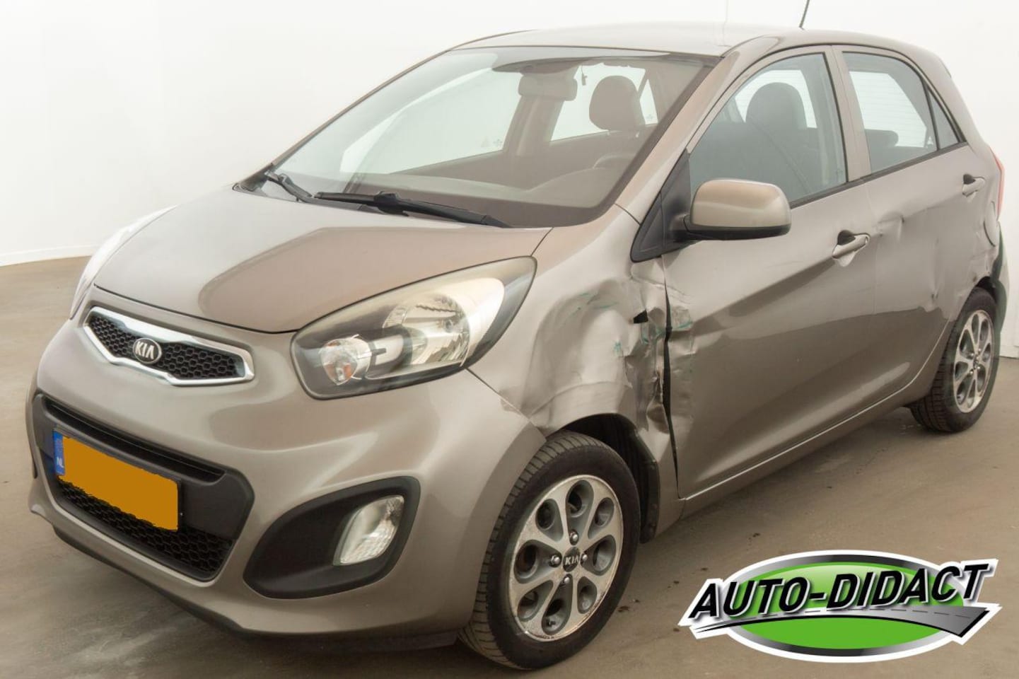 Kia Picanto - 1.0 CVVT Airco Navi ISG Comfort Pack - AutoWereld.nl