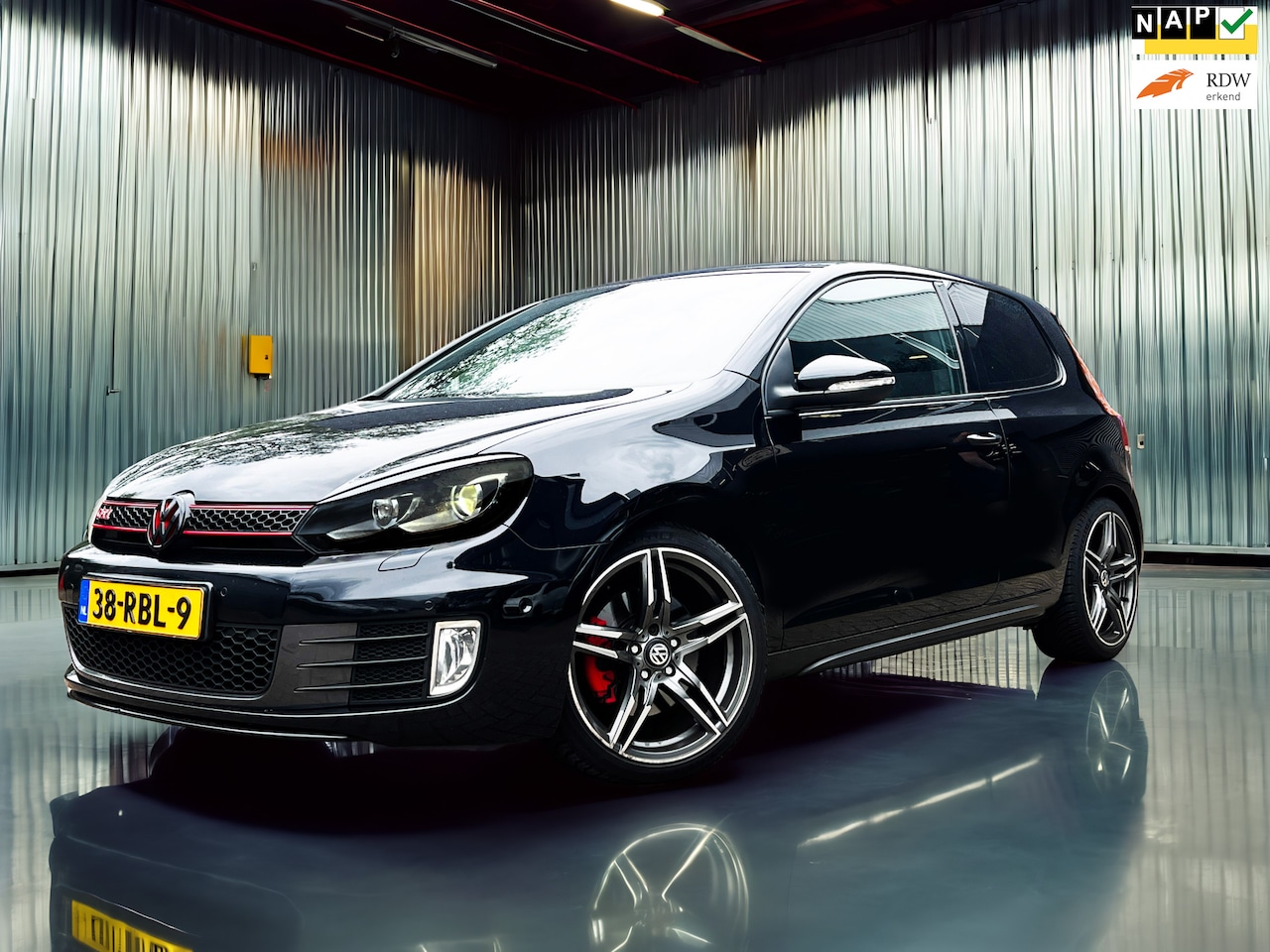Volkswagen Golf - 2.0 GTI 2.0 GTI - AutoWereld.nl