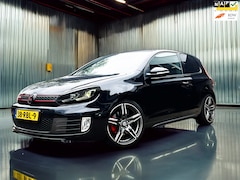 Volkswagen Golf - 2.0 GTI