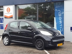 Peugeot 107 - XS 5DRS 1.0 12V 68PK AIRCO RADIO/CD AIRBAGS