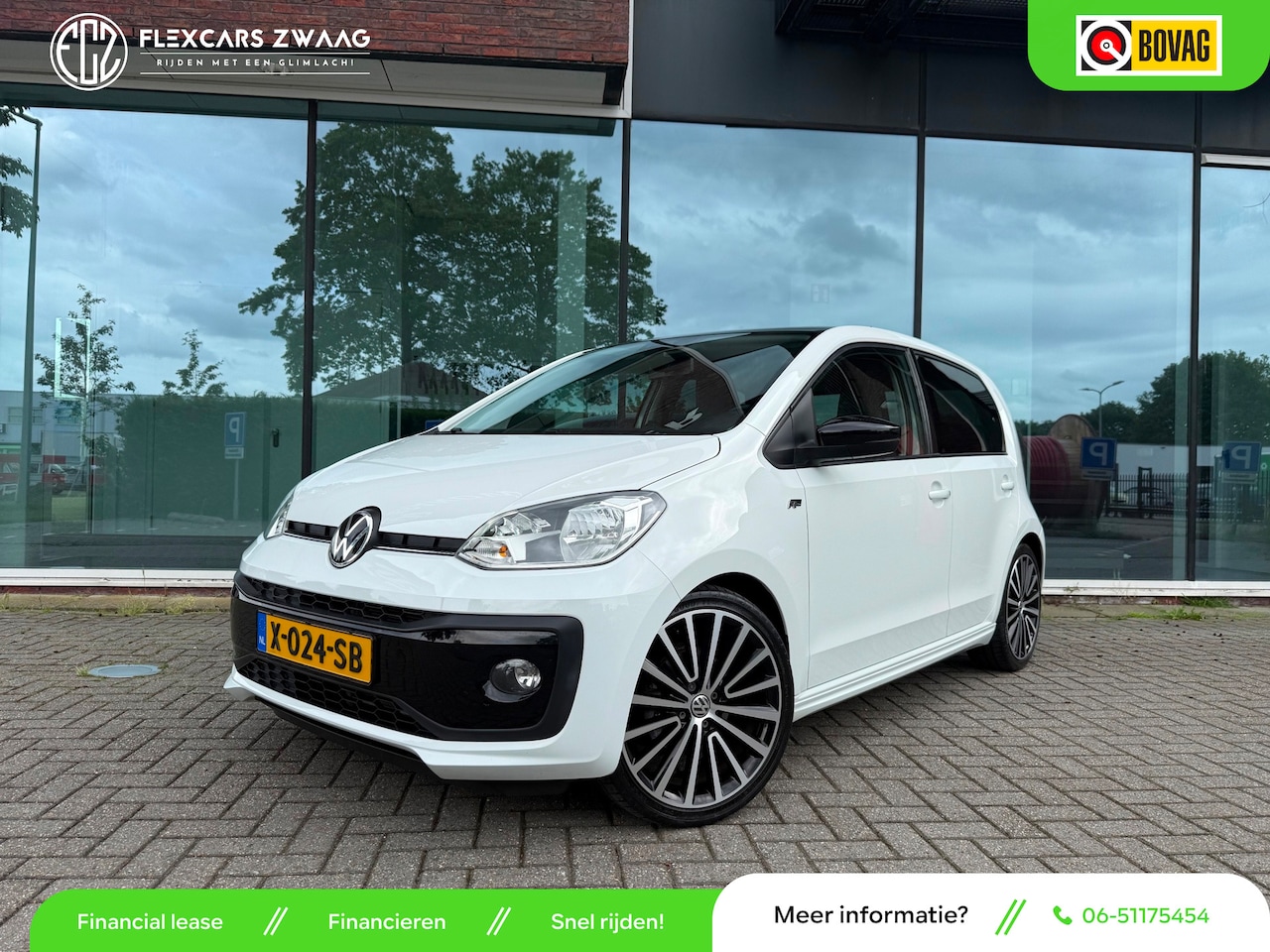 Volkswagen Up! - 1.0 R-Line - Winterpakket - Navi - Airco - Black Pack - AutoWereld.nl