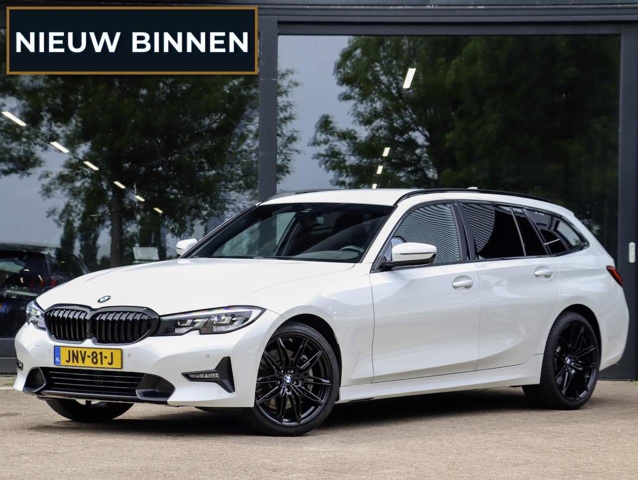 BMW 3-serie Touring - 330i M Sport High Executive Trekhaak elek. - AutoWereld.nl