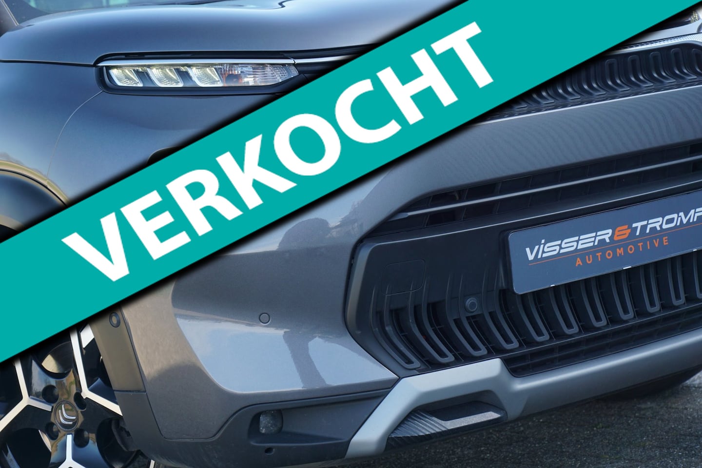 Citroën C3 Aircross - 1.2 PureTech Shine AUT | Khaki Grey | Leder/Carplay/Navi/Cruise/Camera - Keurig! - AutoWereld.nl