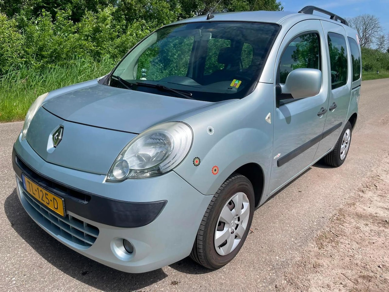 Renault Kangoo Family - 1.6-16V Privilège 1.6-16V Privilège - AutoWereld.nl