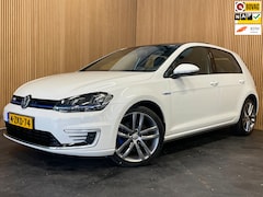 Volkswagen Golf - 1.4 TSI GTE|BLACK-WHITE|AUTOMAAT|PANORAMADAK|VOLLEDER|NAVIGATIE|STOELVERWARMING|CRUISE+CLI