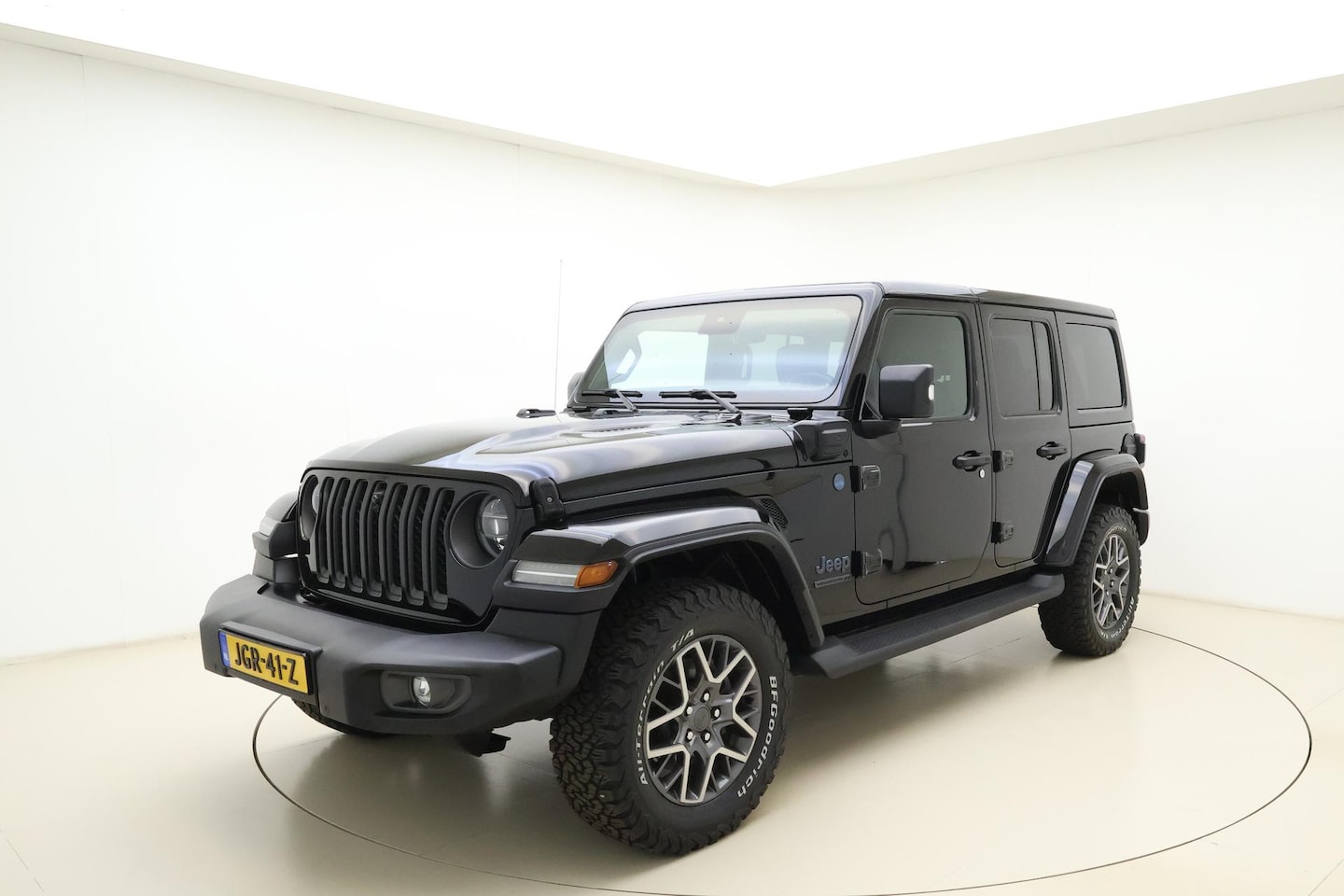 Jeep Wrangler Unlimited - Plug-in Hybrid 4xe 380 80th Anniversary | Front & rear camera | Adaptieve cruise control | - AutoWereld.nl