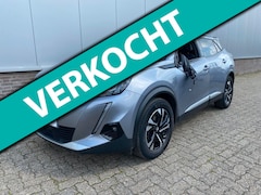 Peugeot 2008 - 1.2 PureTech Allure Camera, Navi, Apple carplay, Clima