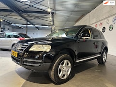 Volkswagen Touareg - 2.5 TDI/Trekhaak/Zeer nette auto/Apk nieuw bij aflevering