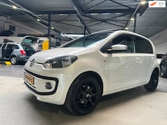 Volkswagen Up! - 1.0 high up Panoramadak/Leder/Dealer onderhouden/Apk nieuw
