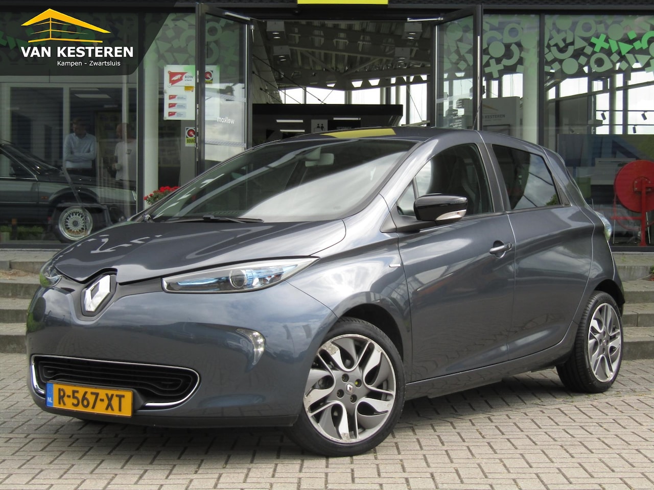 Renault Zoe - ZE40 R110 108pk (Batterijhuur) Limited / Navigatie / Camera / Stoelverwarming - AutoWereld.nl