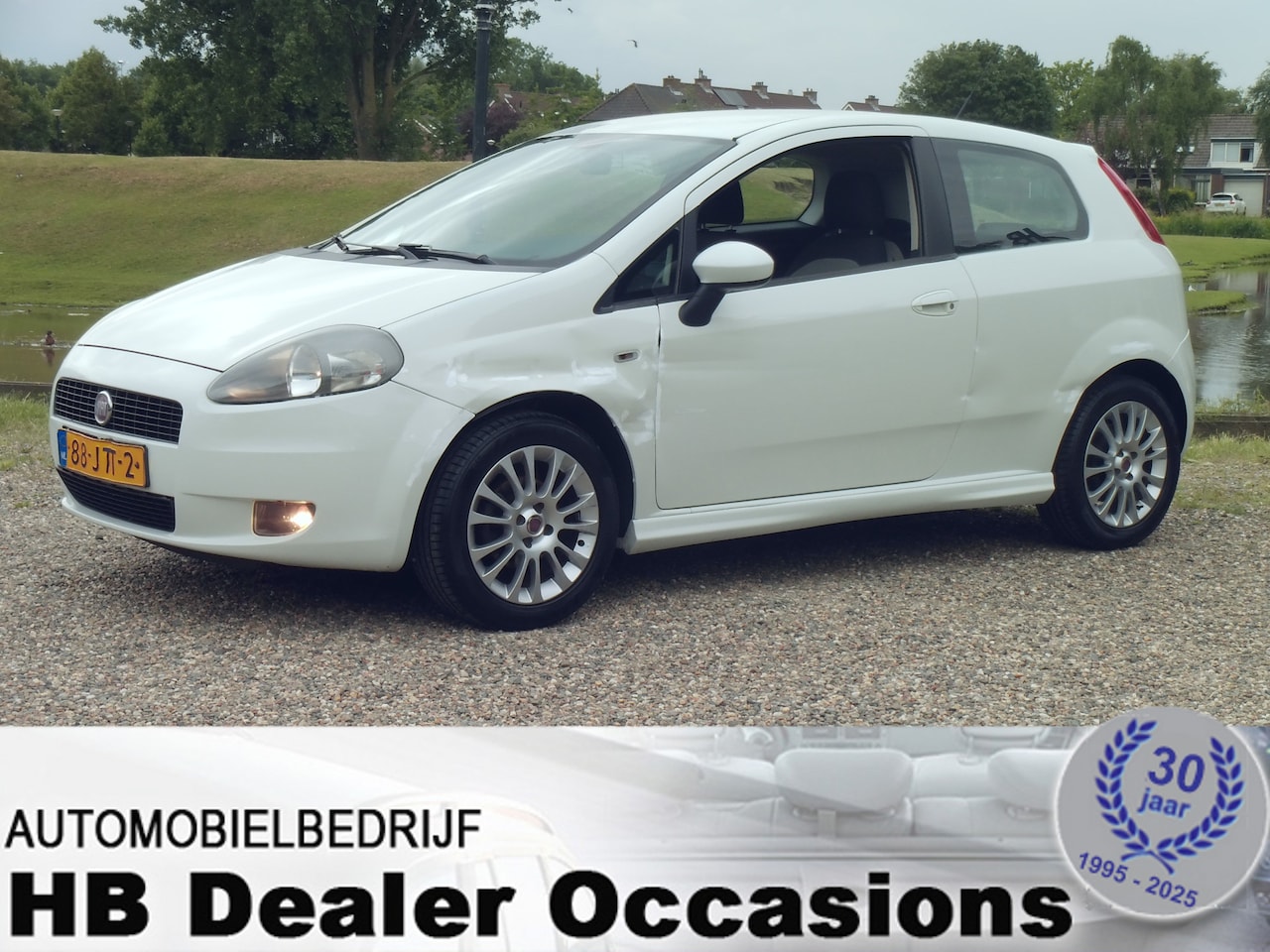 Fiat Grande Punto - 1.4 NeroBianco - Airco - LEES TEKST - AutoWereld.nl