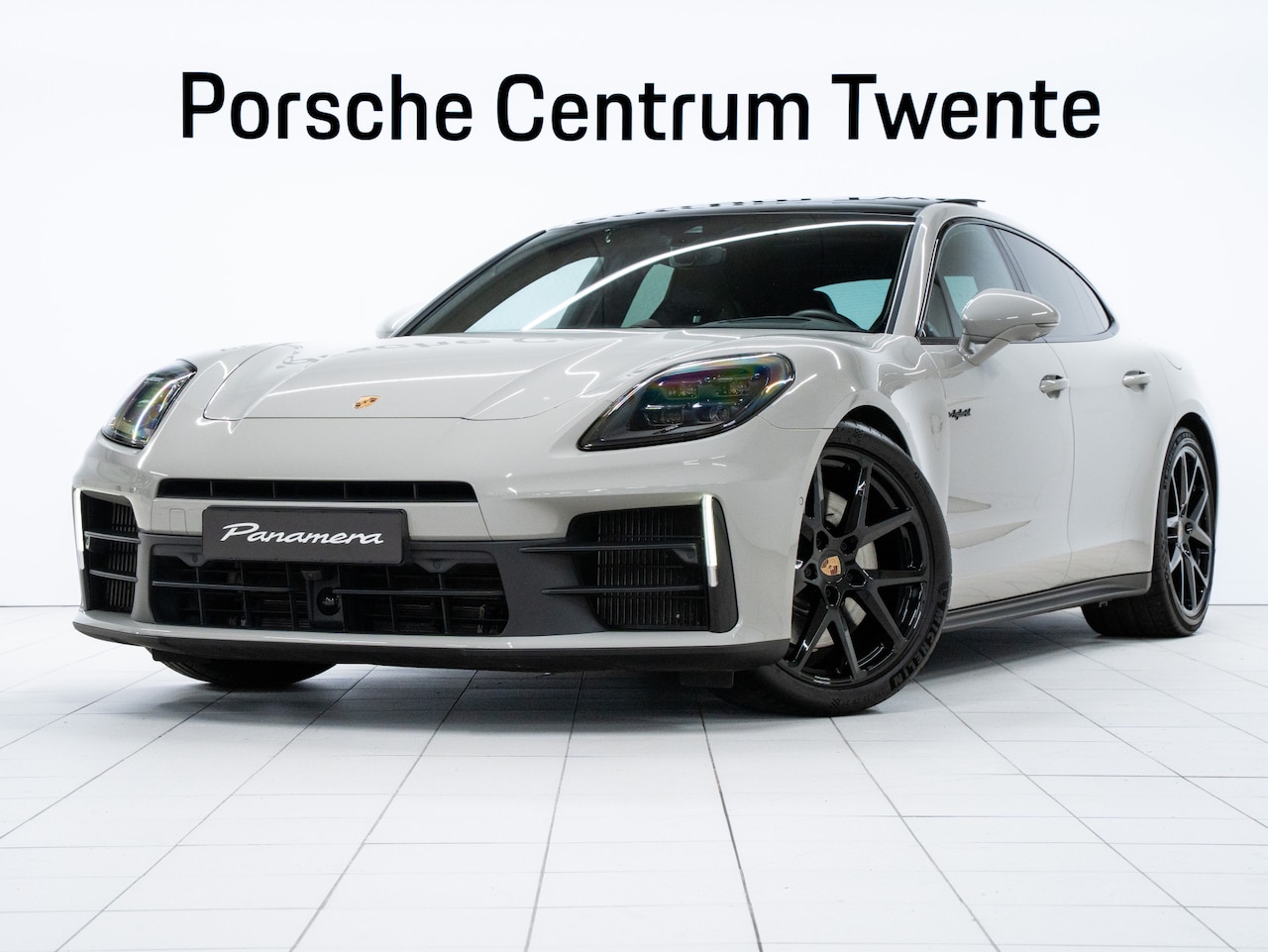 Porsche Panamera - 4 E-Hybrid - AutoWereld.nl