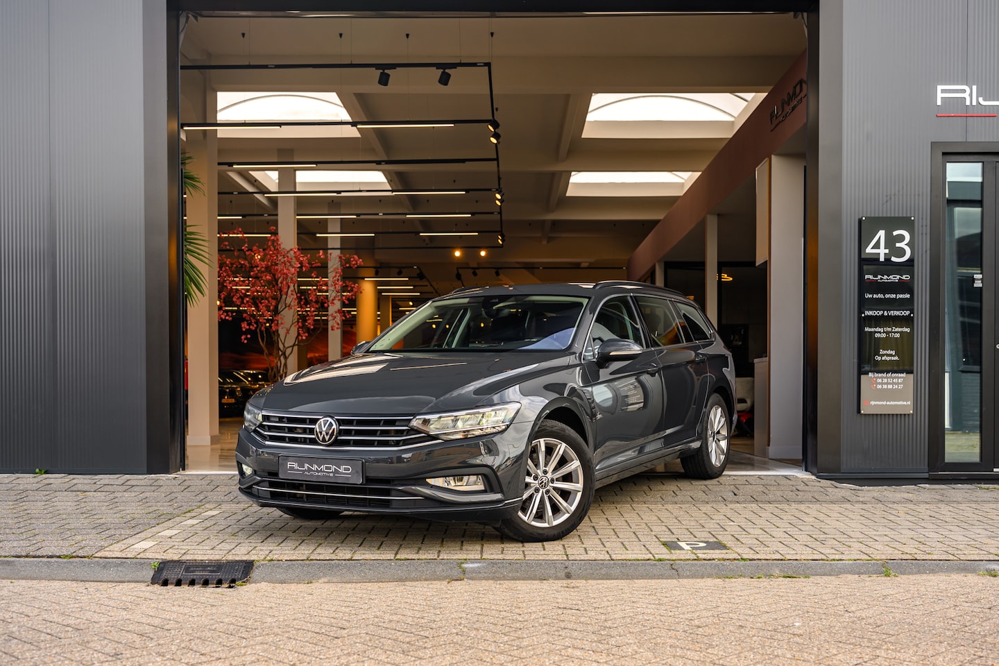 Volkswagen Passat Variant - 1.5 TSI Business Plus Pro | Acc | Lane Assist | Camera | Navi | Virtual Cockpit | Carplay - AutoWereld.nl