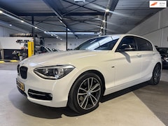 BMW 1-serie - 118i/Xenon/Carplay/M bumper/Dealer onderhouden/Apk nw