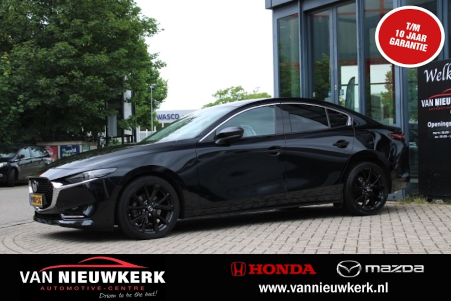Mazda 3 - Sedan Skyactiv-X 186pk Luxury - AutoWereld.nl