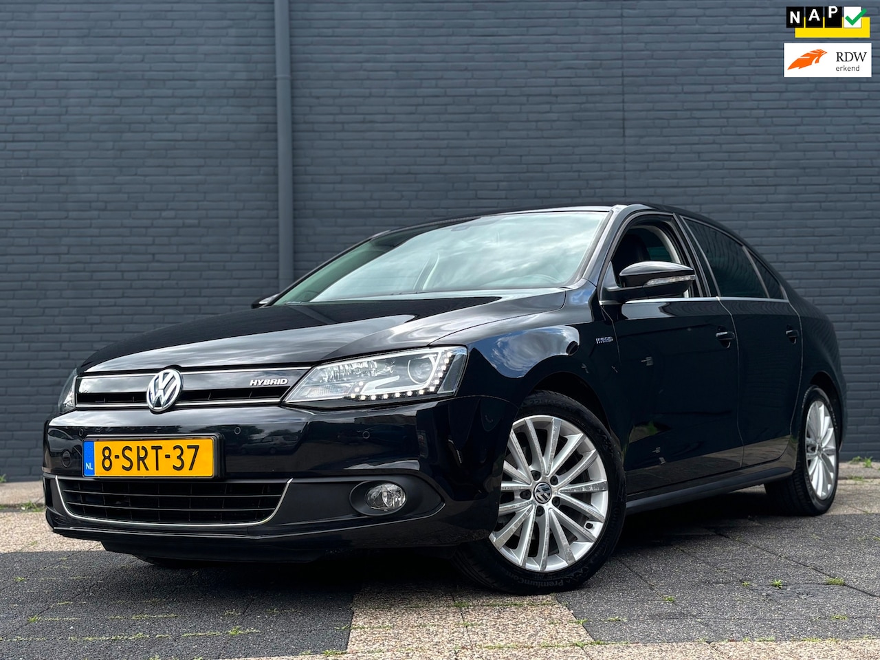 Volkswagen Jetta - 1.4 TSI Hybrid Highline | Leder | Trekhaak - AutoWereld.nl