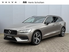 Volvo V60 - B3 AUT8 163PK Momentum Advantage | Sport Pack | 19" Lichtmetalen velgen | Glossy Black ext