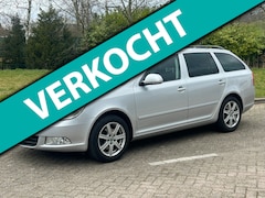 Skoda Octavia Combi - 1.2 TSI Tour Business Line 2012 6-bak Dealer onderhouden goed rijdend Ruime auto Stoelverw
