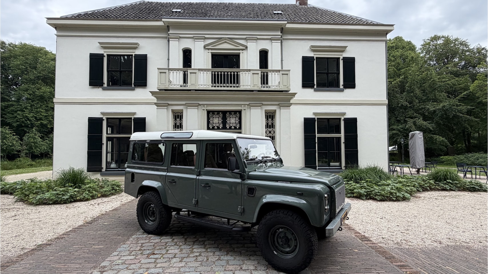 Land Rover Defender 110 - 2.3i 16V SW XTech Automaat Something special / The Duke of Bergen - AutoWereld.nl