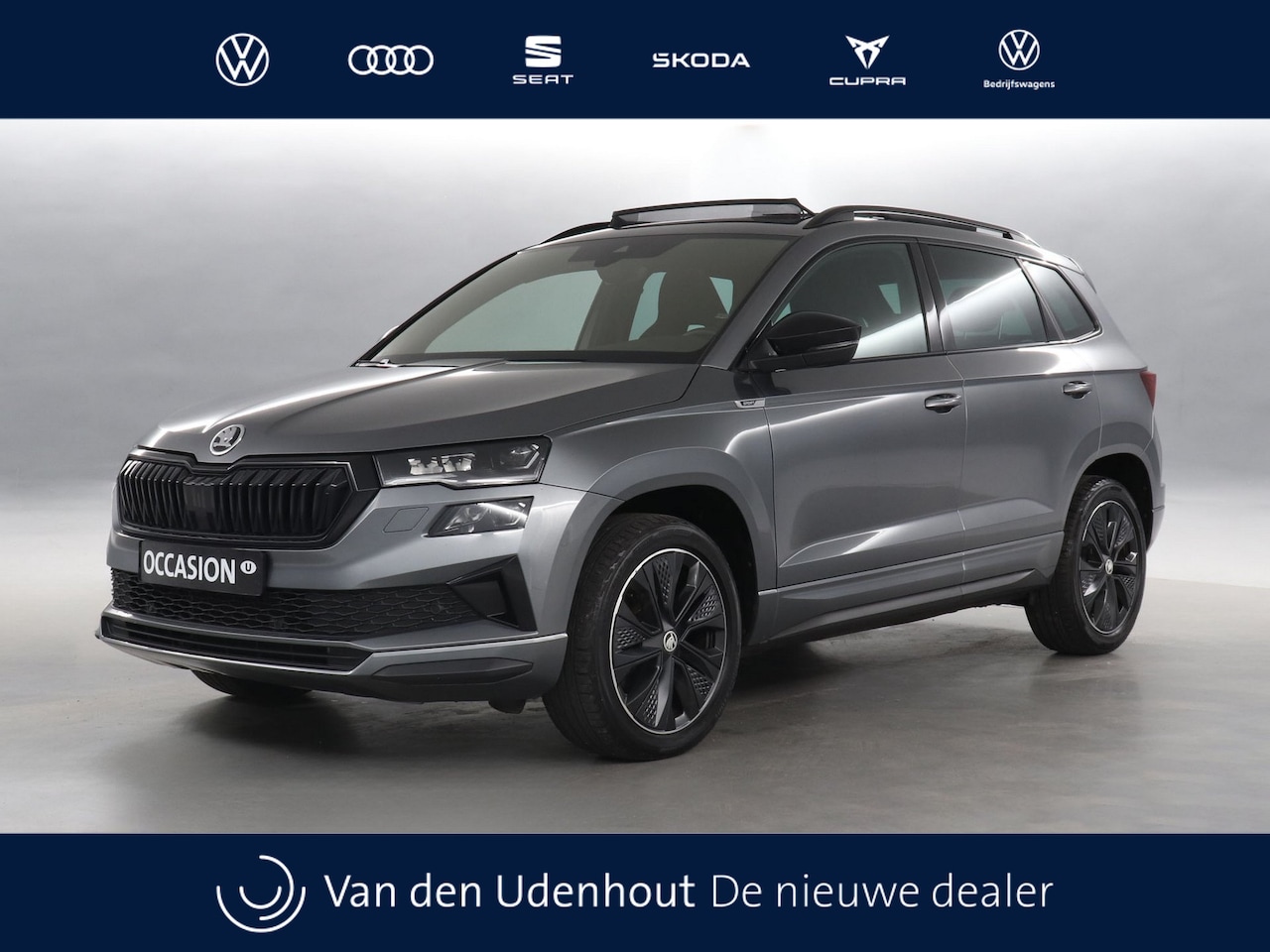 Skoda Karoq - 1.5 TSI 150pk Automaat Sportline / Panoramadak / Stoelverwarming v+a / Camera / Adaptive C - AutoWereld.nl