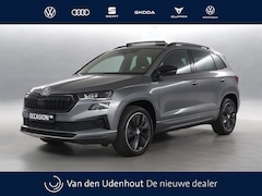 Skoda Karoq - 1.5 TSI 150pk Automaat Sportline / Panoramadak / Stoelverwarming v+a / Camera / Adaptive C